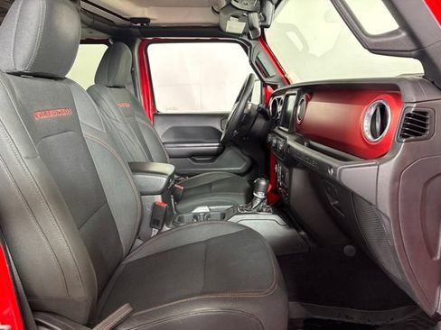 Used 2018 Jeep Wrangler Unlimited Rubicon AWD/4WD image 4