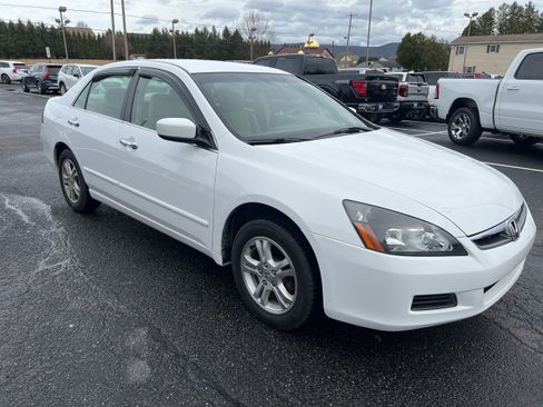 Used 2007 Honda Accord SE image 6