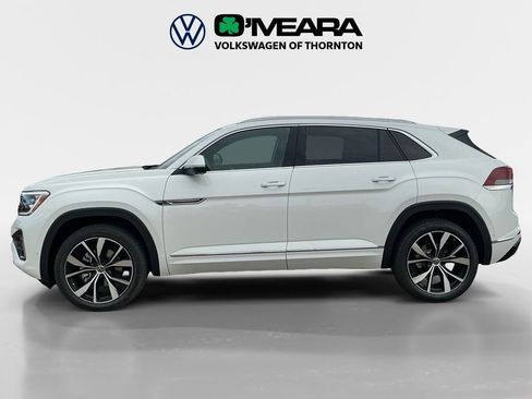 New 2026 Volkswagen Atlas Cross Sport SEL Premium R-Line image 2