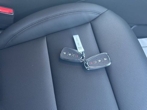 New 2026 Chevrolet Trax ACTIV w/ Sunroof Package image 20