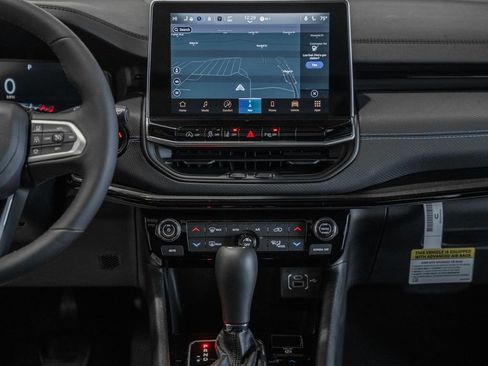 New 2026 Jeep Compass Limited image 21