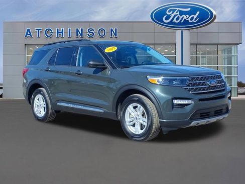 Certified 2023 Ford Explorer XLT w/ Equipment Group 202A image 7