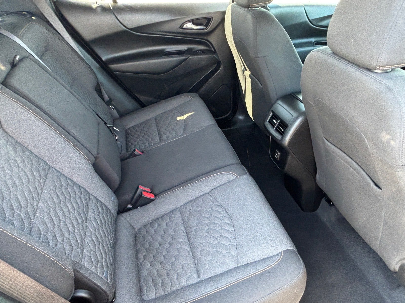 Used 2021 Chevrolet Equinox LT FWD image 29