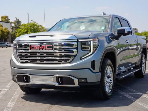 New 2026 GMC Sierra 1500 Denali w/ Technology Package AWD/4WD image 2