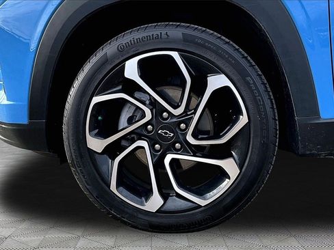 Used 2024 Chevrolet Trax RS w/ Driver Confidence Package image 9