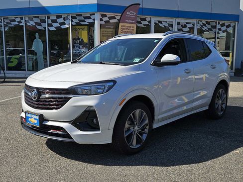 Certified 2022 Buick Encore GX Select w/ Sport Touring Package image 3