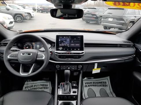 New 2026 Jeep Compass Limited AWD/4WD image 18