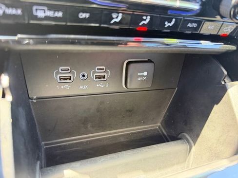Certified 2023 Jeep Grand Cherokee Limited w/ Black Appearance Package AWD/4WD image 20