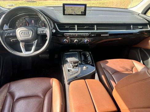 Used 2018 Audi Q7 3.0T Premium image 13
