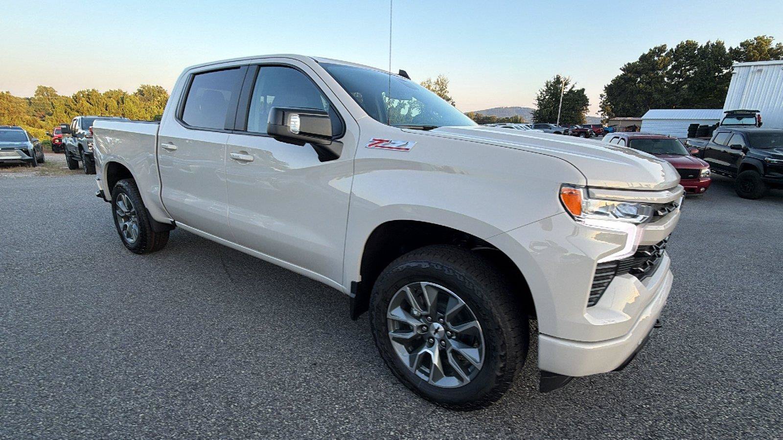 New 2026 Chevrolet Silverado 1500 RST w/ RST All Star Premium Package AWD/4WD image 6