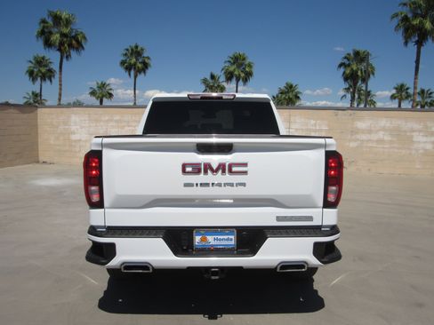 Used 2025 GMC Sierra 1500 Elevation image 7