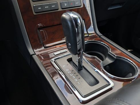 Used 2014 Lincoln Navigator 2WD image 31