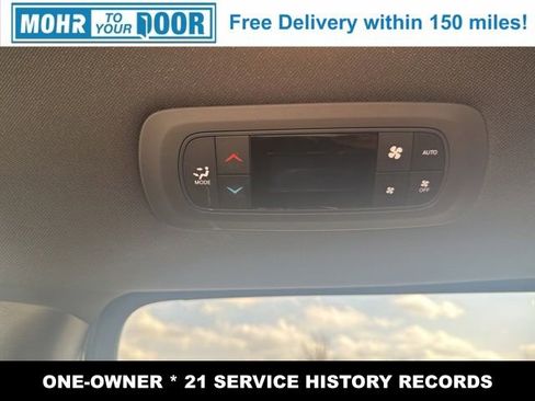 Used 2018 Chrysler Pacifica Touring-L w/ Premium Audio Group image 23