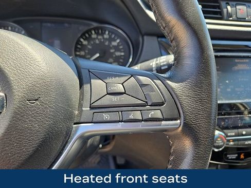Used 2018 Nissan Rogue SV AWD/4WD image 8