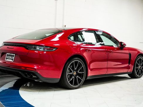 Used 2022 Porsche Panamera 4 Platinum Edition image 6