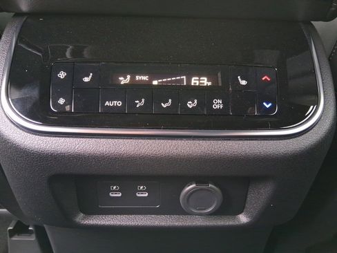 New 2026 Nissan Armada Platinum image 31