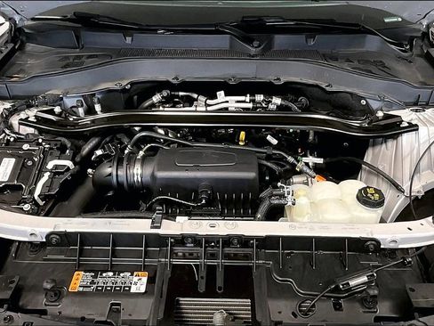 Used 2022 Ford Explorer Limited w/ Equipment Group 301A image 9