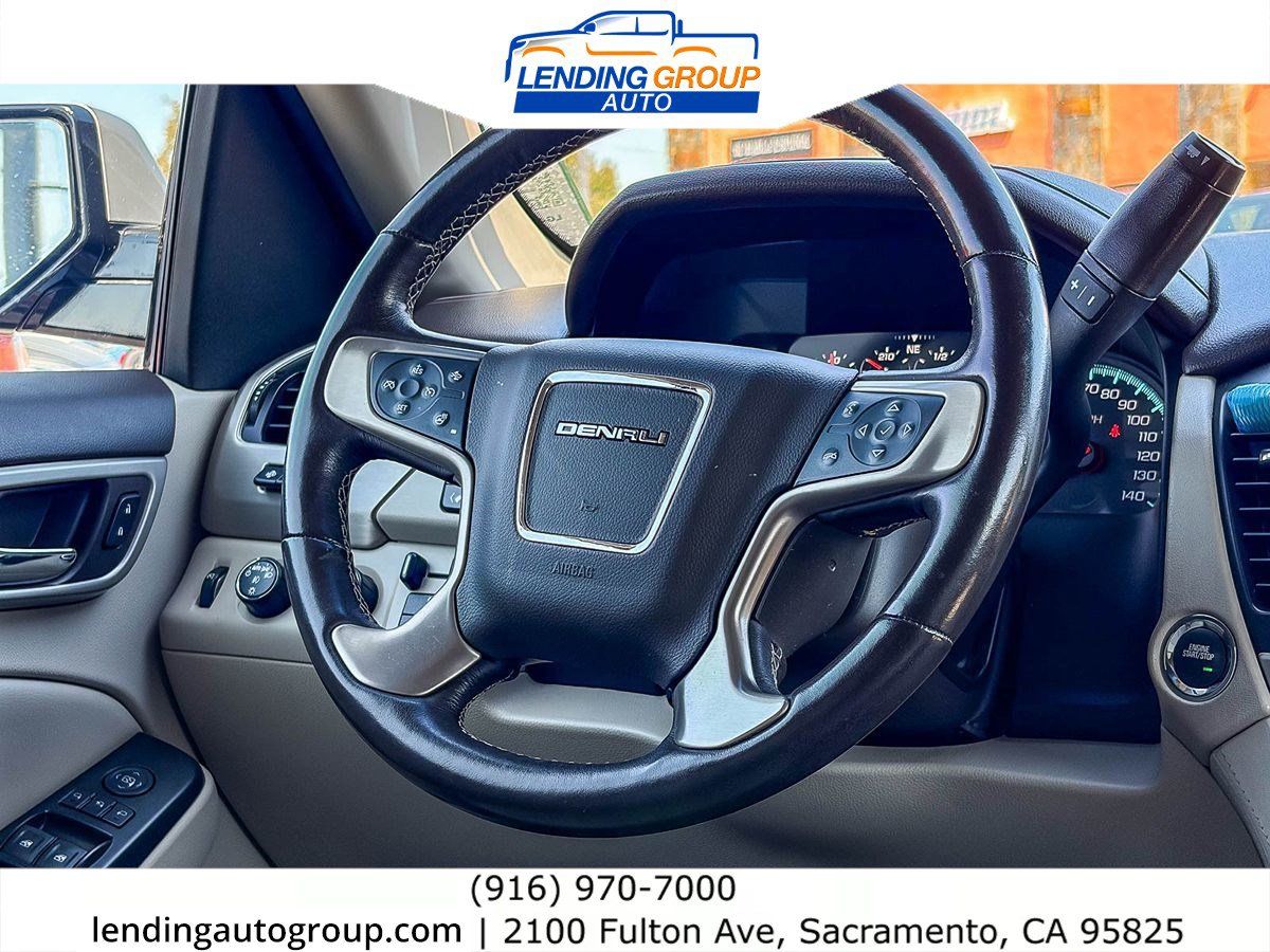 Used 2019 GMC Yukon XL Denali AWD/4WD image 14