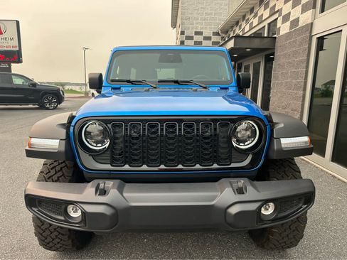 Used 2026 Jeep Wrangler Unlimited Sport AWD/4WD image 3