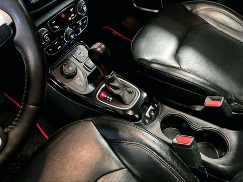 Used 2018 Jeep Compass Limited image 21