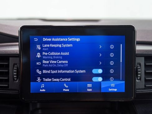 Used 2020 Ford Explorer 4WD image 29