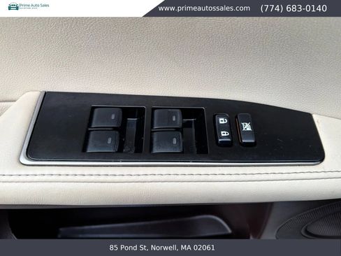 Used 2017 Lexus ES 350 w/ Navigation System Package image 18