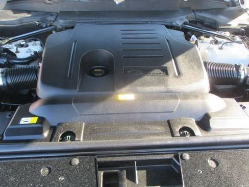 Used 2020 Land Rover Range Rover HSE AWD/4WD image 10
