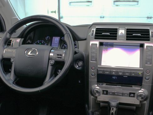Used 2014 Lexus GX 460 image 55