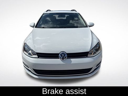 Used 2016 Volkswagen Golf SE image 12