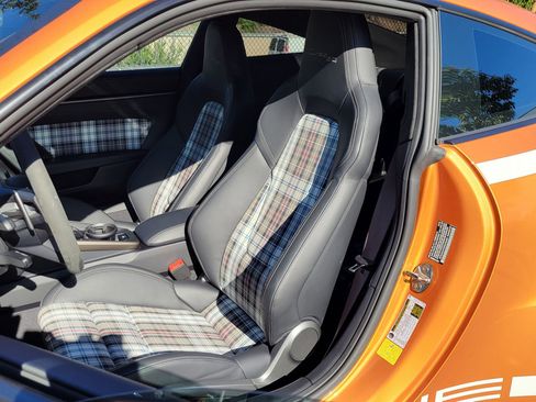 Used 2025 Porsche 911 Turbo S image 5