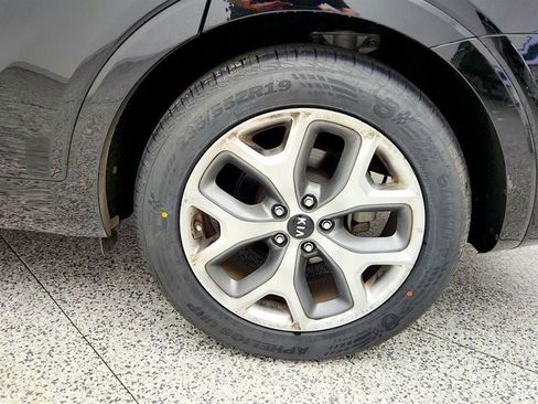 Used 2020 Kia Sorento SX image 9