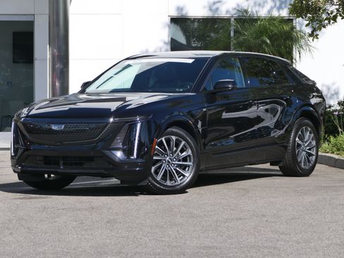 Certified 2024 Cadillac Lyriq Sport AWD/4WD image 1