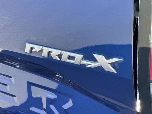 Used 2022 Nissan Frontier Pro-X w/ Technology Package image 7