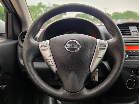 Used 2016 Nissan Versa S Plus FWD image 17