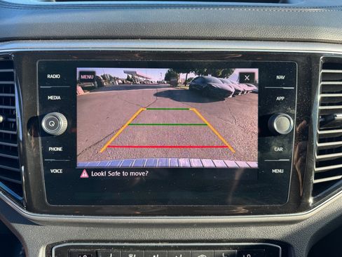 Used 2019 Volkswagen Atlas SEL R-Line AWD/4WD image 15