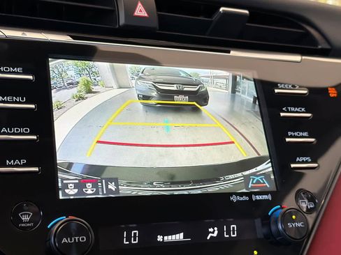 Used 2020 Toyota Camry XSE FWD image 19