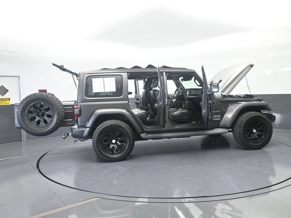 Used 2018 Jeep Wrangler Unlimited Sahara AWD/4WD image 70