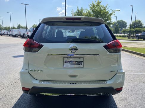 Used 2020 Nissan Rogue S AWD/4WD image 8