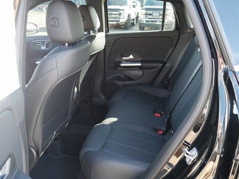 Used 2025 Mercedes-Benz GLA 250 4MATIC image 23