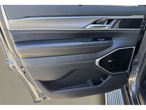 New 2026 Jeep Grand Wagoneer Limited AWD/4WD image 36