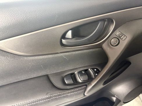 Used 2019 Nissan Rogue Sport S FWD image 20