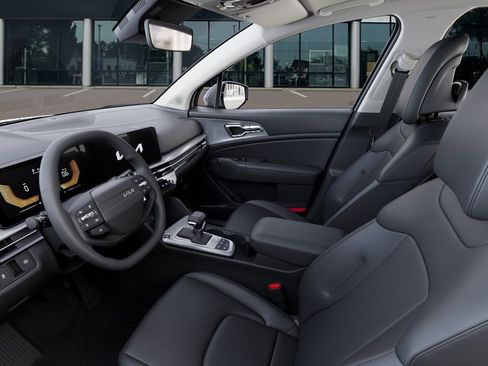 New 2026 Kia Sportage EX FWD image 18