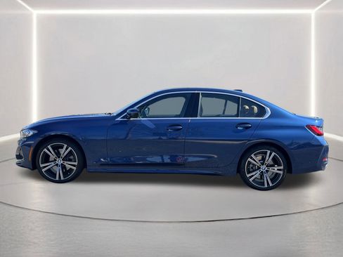 Used 2024 BMW 330i Sedan w/ Convenience Package image 24