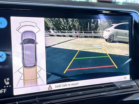 New 2026 Volkswagen Atlas SE image 19