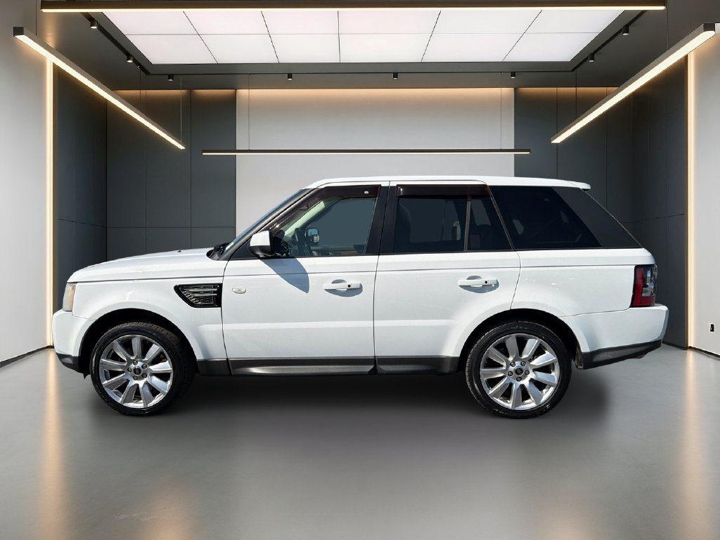 Used 2013 Land Rover Range Rover Sport HSE LUX AWD/4WD image 2