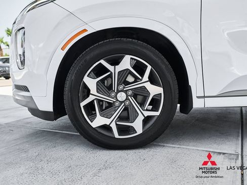 Used 2022 Hyundai Palisade Calligraphy FWD image 3
