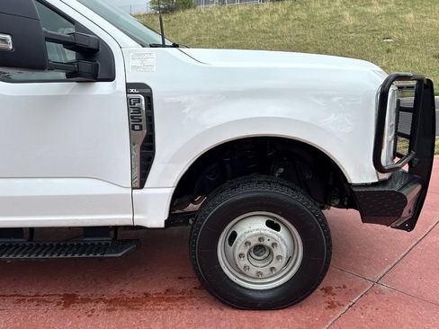 Used 2024 Ford F350 XL AWD/4WD image 32