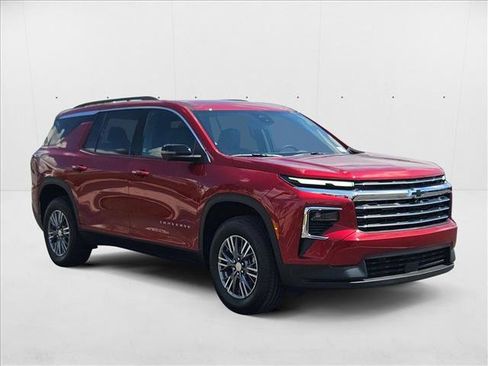 New 2026 Chevrolet Traverse LT w/ Driver Confidence Package image 7