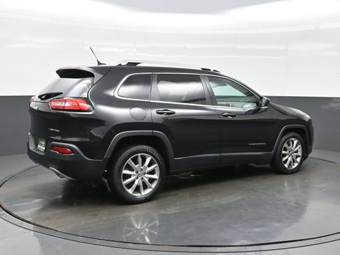 Used 2014 Jeep Cherokee Limited w/ Technology Group FWD image 8
