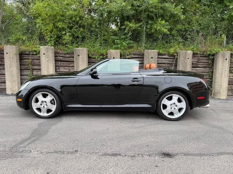 Used 2004 Lexus SC 430 Convertible RWD image 6